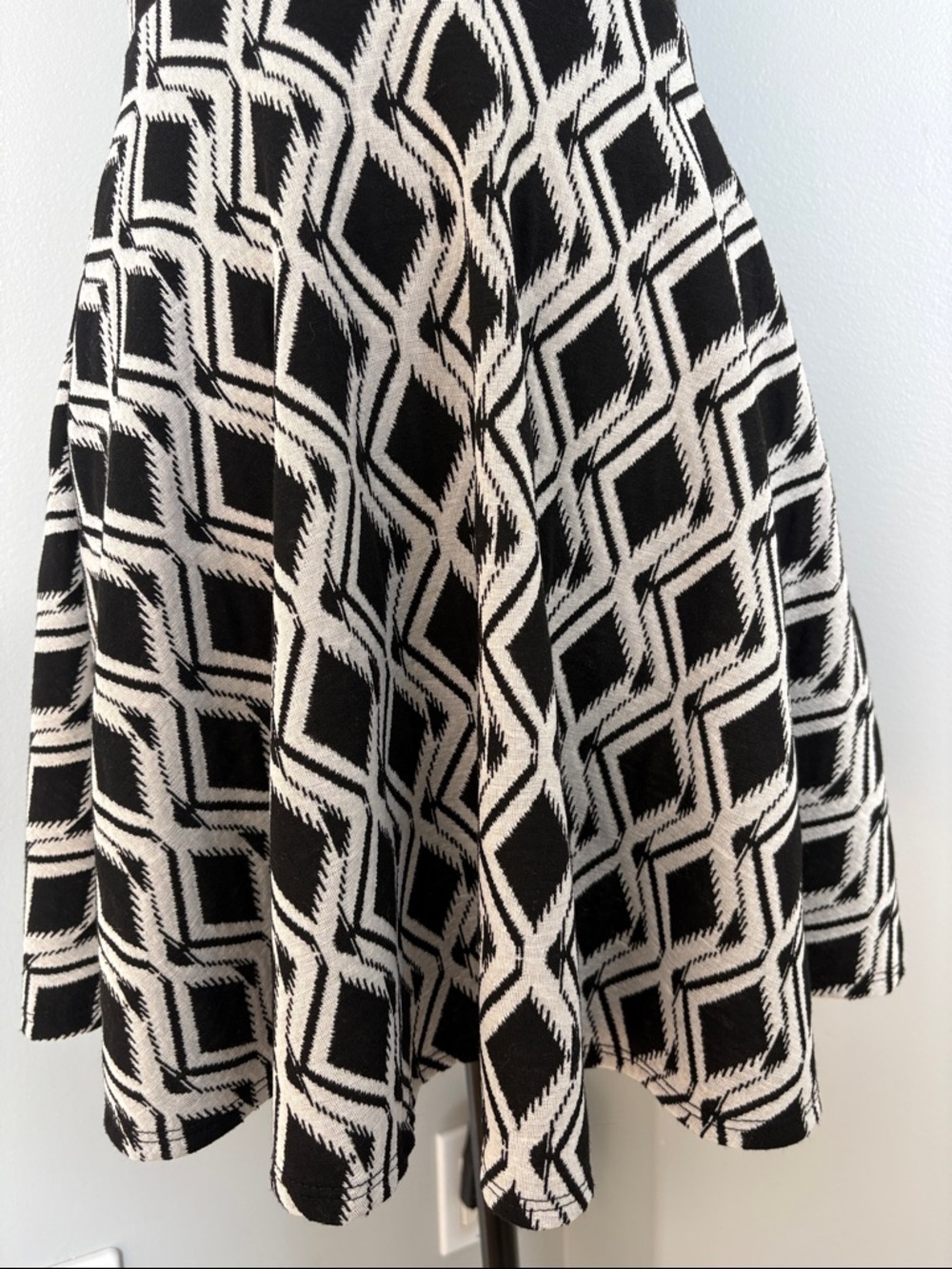Rebel Sugar Black & White Geometric Fit-and-Flare Dress - Picture 3 of 5